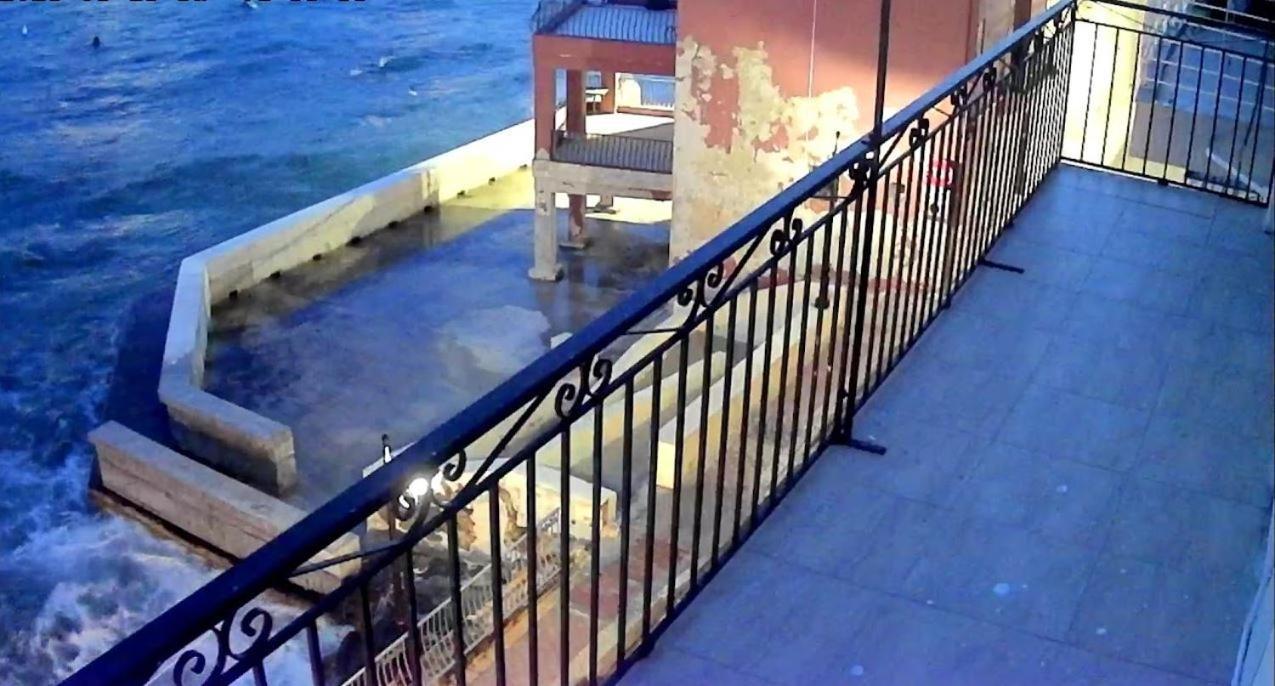 Sea View 2 Bedroom Apartment Marsaskala Exterior foto