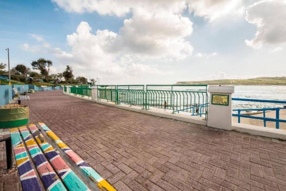 Sea View 2 Bedroom Apartment Marsaskala Exterior foto