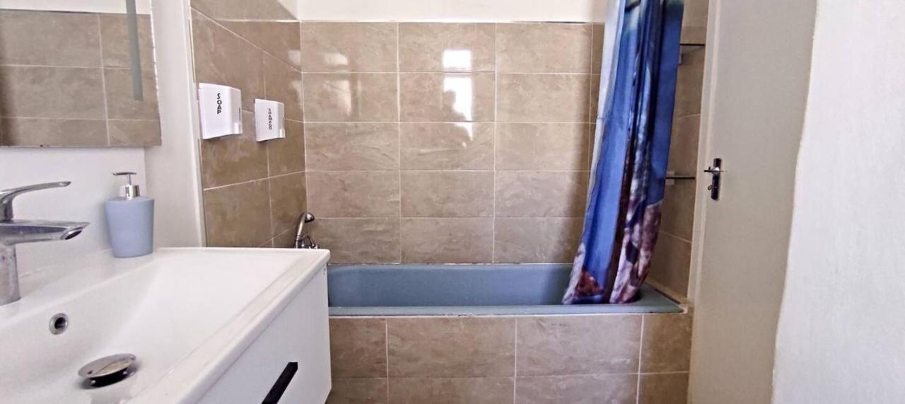 Sea View 2 Bedroom Apartment Marsaskala Exterior foto